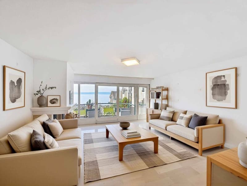 Großes Duplex mit 3.5 Zimmern und atemberaubendem Blick auf den See und die Berge (2)