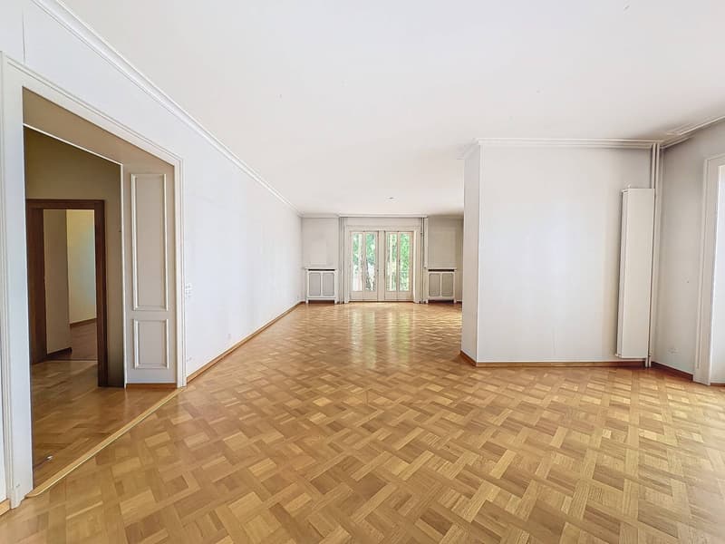 Prächtige 5.5-Zimmer-Wohnung, direkt am Wasser! Exklusive Residenz! (2)