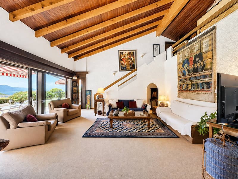 Villa exceptionnelle avec vue sur le lac et les Alpes dans un cadre préservé (3)