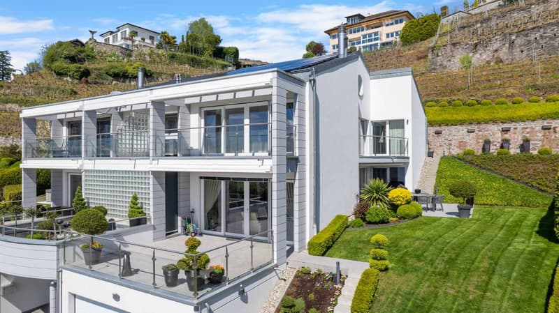 Élégante propriété contemporaine avec vue panoramique sur le Léman (1)