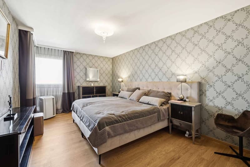BEL APPARTEMENT PROCHE DE TOUTES LES COMMODITÉS. (6)