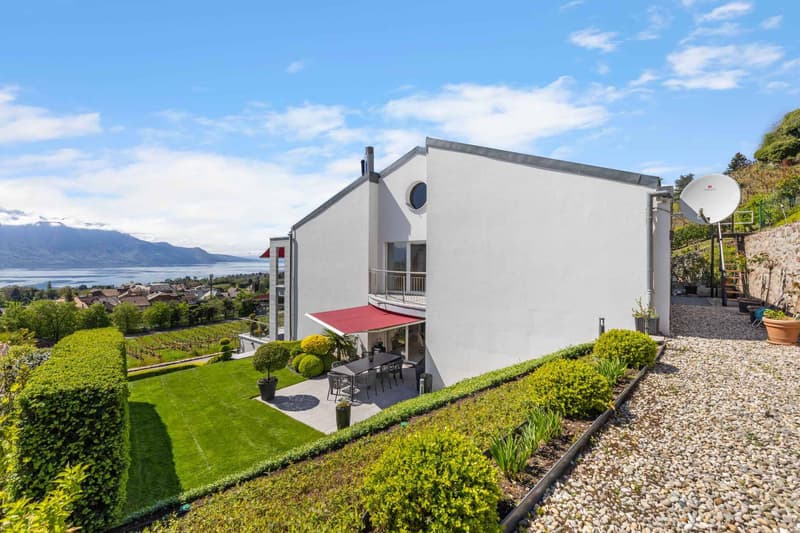Élégante propriété contemporaine avec vue panoramique sur le Léman (13)