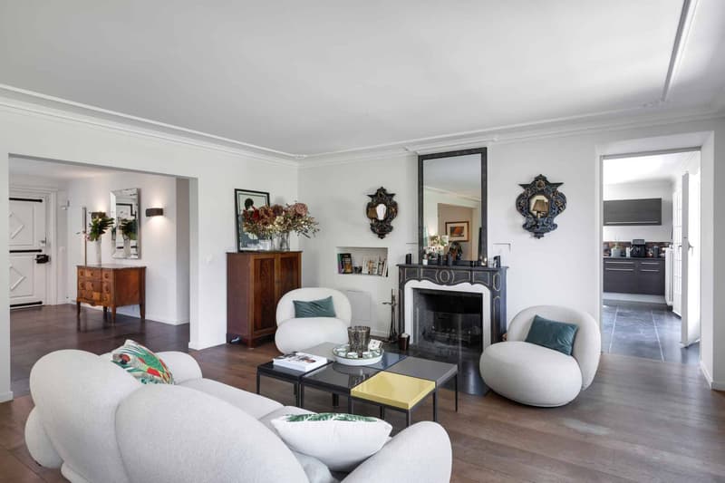 Superbe propriété de 7,5 pièces au cur d'un quartier très recherché (6)
