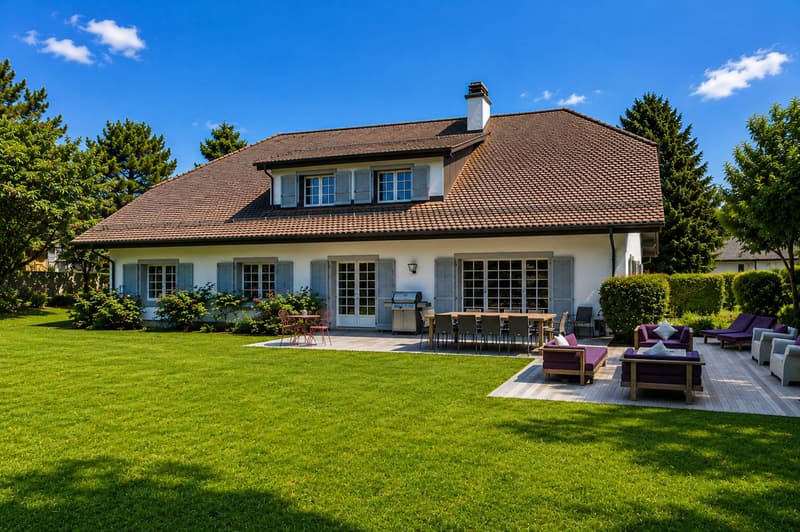 Superbe propriété de 7,5 pièces au cur d'un quartier très recherché (1)