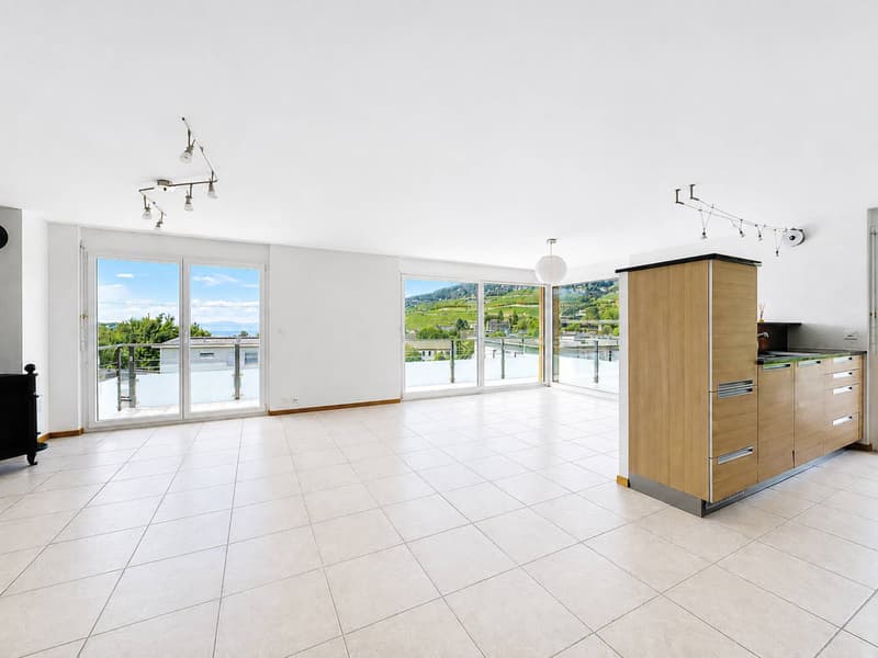 Spacieux Appartement de 4,5 pièces dans un environnement calme et verdoyant (5)