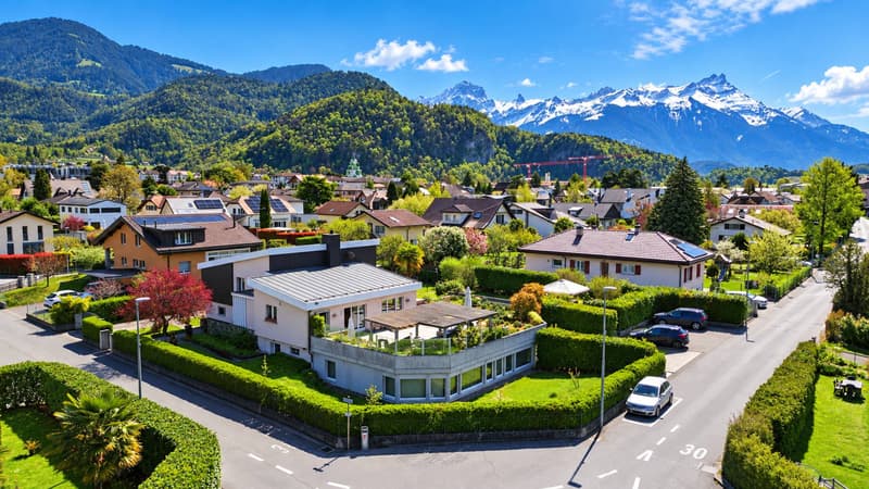 Belle et grande villa avec vue imprenable sur les Dents du Midi (11)