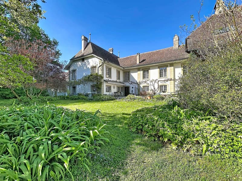 An exceptional estate steeped in history A rare opportunity on the market! (1)