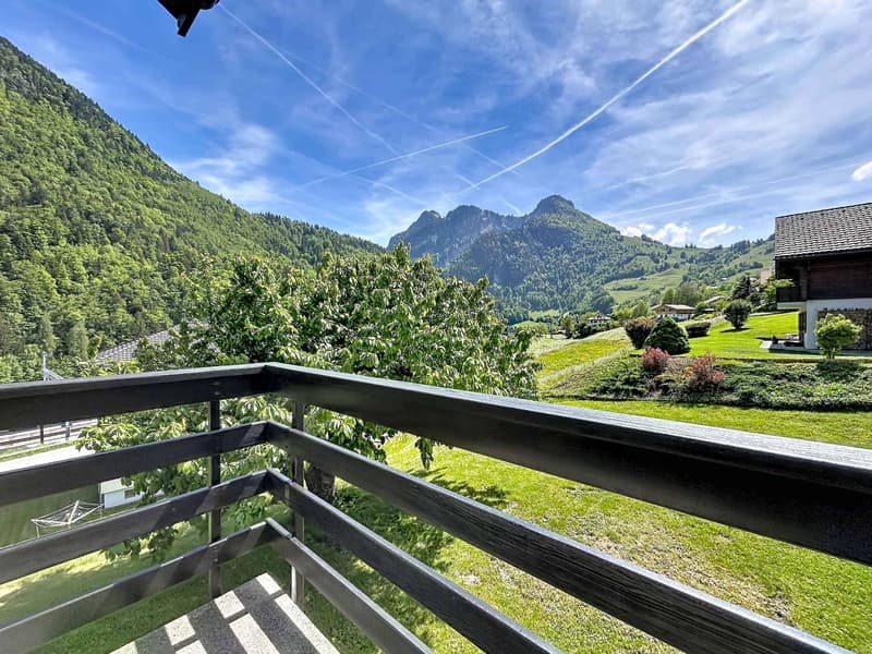Charming 5-room property with breathtaking views of the mountains (12)