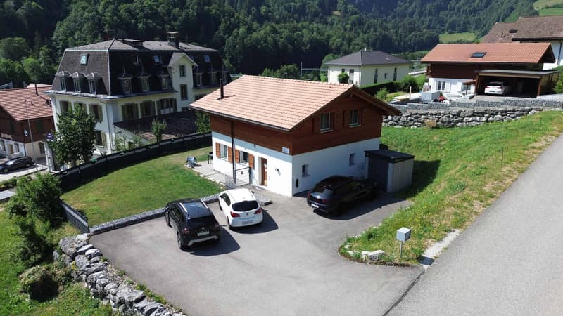 Einfamilienhaus mit 4.5 Zimmern, Südausrichtung und Bergblick (12)
