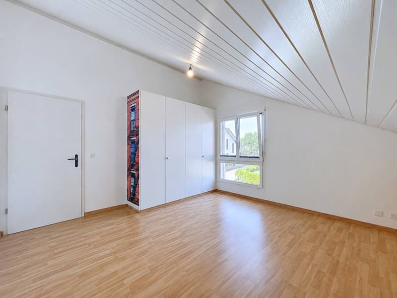Maison familiale au calme avec vue dégagée sur la campagne (8)