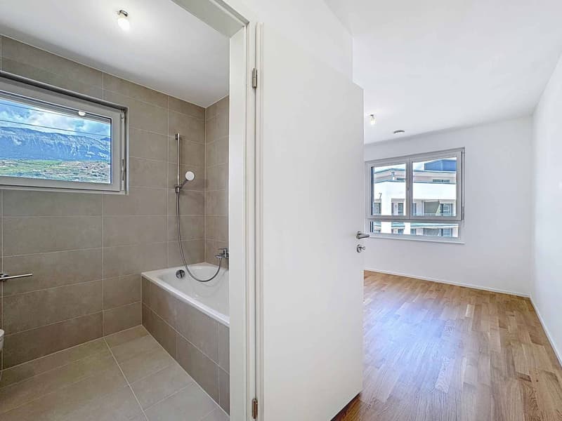 Lot E-202 - 2.5-room apartment on the 2nd floor (4)