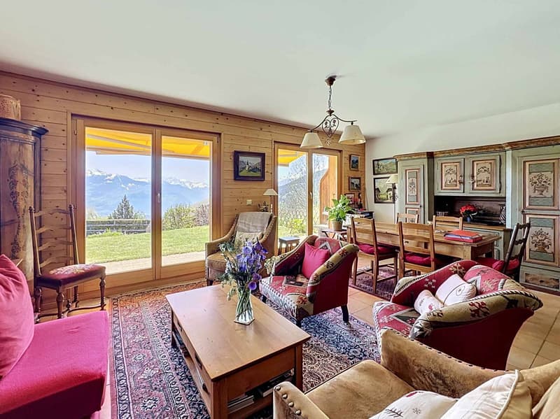 Lovely strike: charming duplex with garden and panoramic view (3)