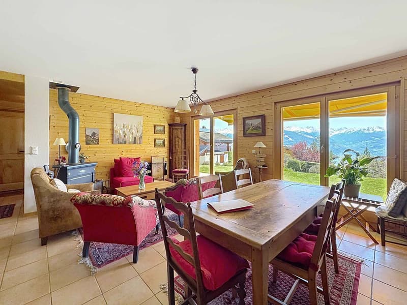 Lovely strike: charming duplex with garden and panoramic view (2)