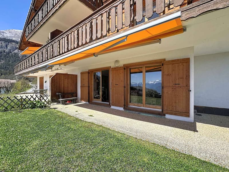 Lovely strike: charming duplex with garden and panoramic view (12)