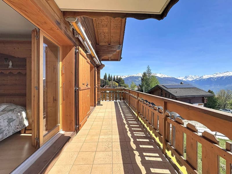 Lovely strike: charming duplex with garden and panoramic view (10)
