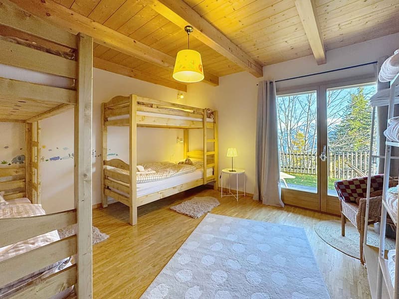 A spacious and cozy chalet in the heart of Anzère (7)