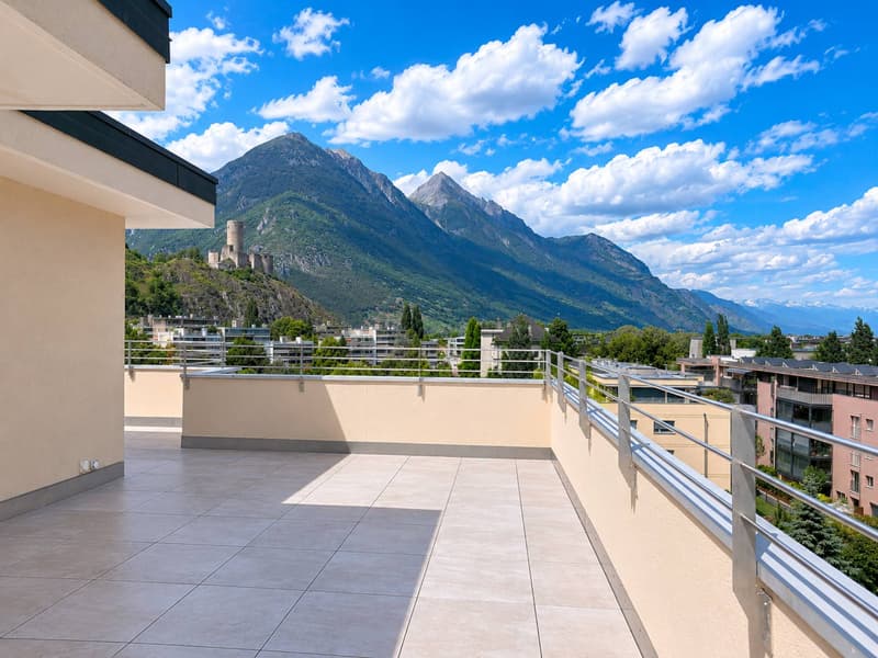 Superb attic with panoramic terrace in the heart of Fusion (7)