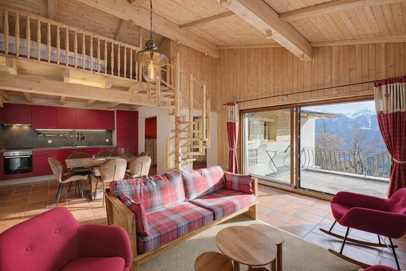 Chalet mitoyen au charme authentique entièrement rénové (1)