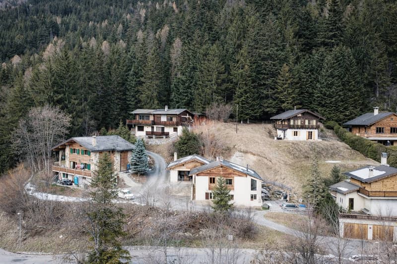 Chalet mitoyen au charme authentique entièrement rénové (9)