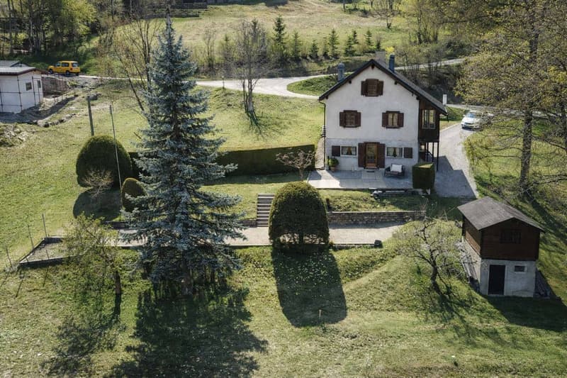 Chalet de caractère aux Mayens-de-Chamoson (1)