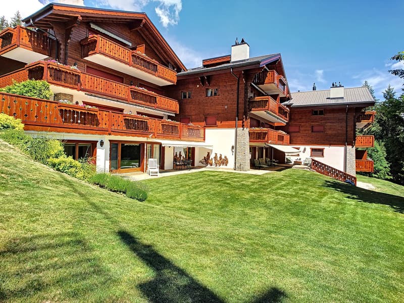Appartamento d'eccezione con piscina privata interna e appartamento di 3 locali (2)