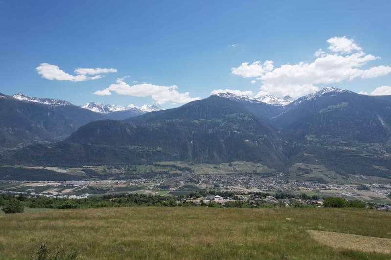 Splendida villa indipendente con vista panoramica e dépendance (2)
