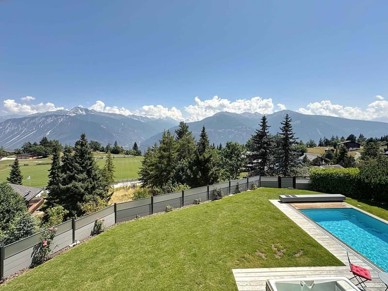 MAGNIFICENT PROPERTY WITH DEPENDENCE (MAZOT) AND OUTDOOR POOL (4)
