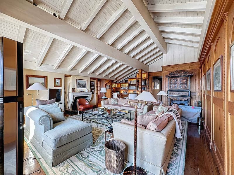 6.5-room attic apartment facing the golf course with superb views + studio (6)