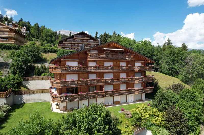 Magnifique appartement de 4.5 pièces avec jardin et belle vue (1)
