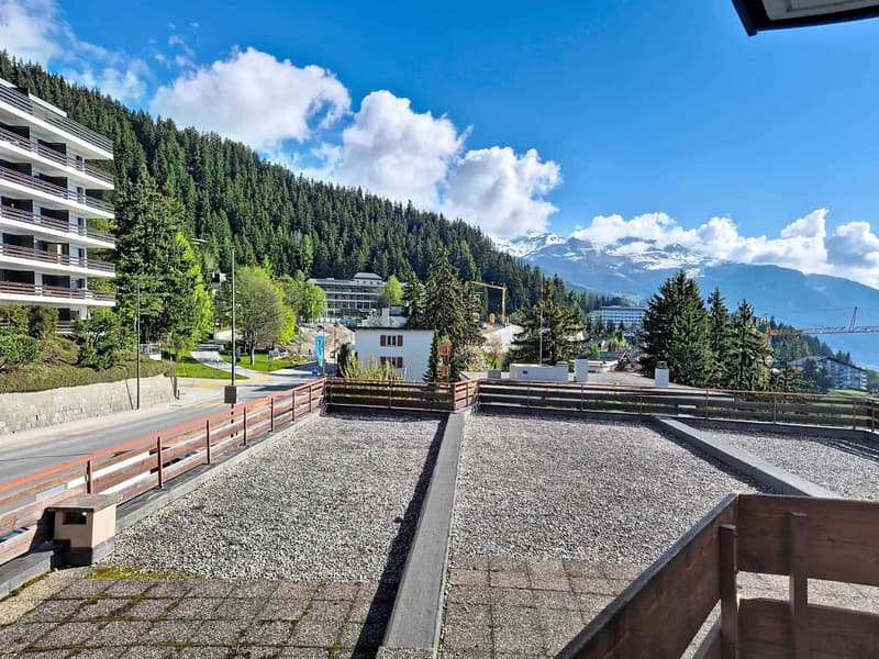 Opportunity - 2-Bedroom Apartment near the Funicular (2)