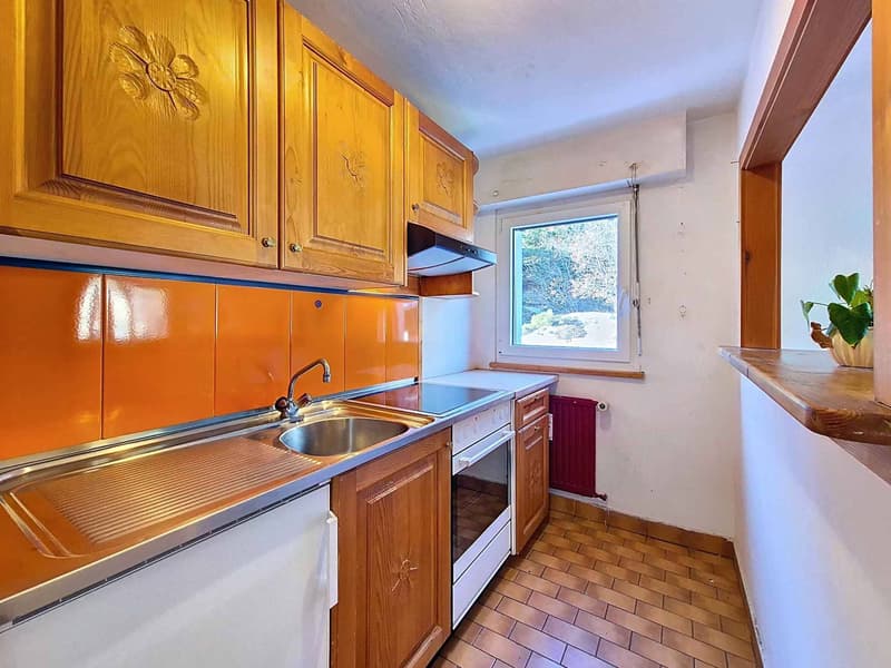 Opportunity - 2-Bedroom Apartment near the Funicular (4)