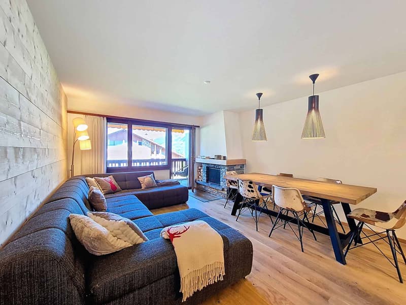 Renovated 2.5-room apartment (2)