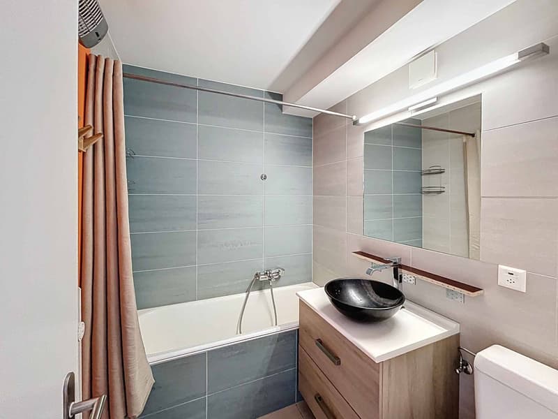 VERY BEAUTIFUL 3.5-ROOM APARTMENT WITH EXCEPTIONAL PANORAMIC VIEW (9)
