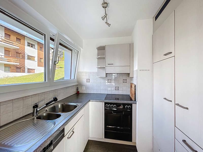VERY BEAUTIFUL 3.5-ROOM APARTMENT WITH EXCEPTIONAL PANORAMIC VIEW (6)