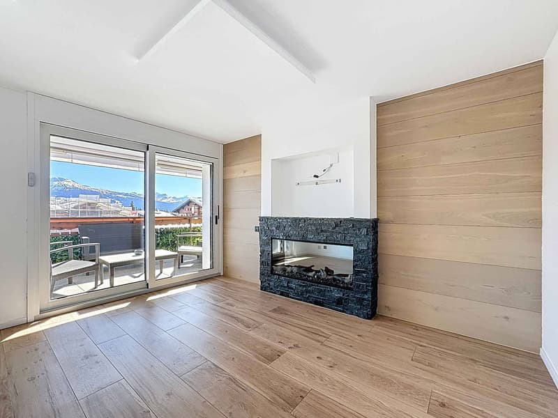 Exceptional situation in the heart of Crans with panoramic views (5)