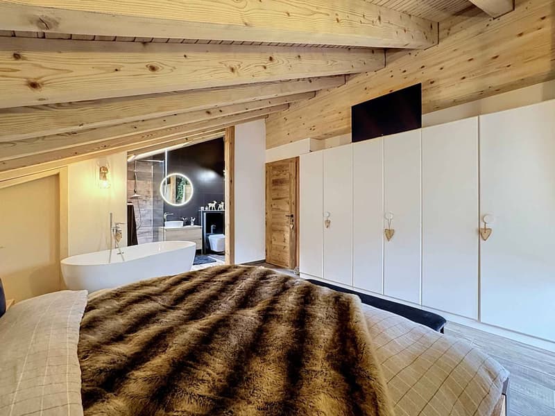 Très beau 4.5 pièces en duplex/attique avec très belle vue sur les Alpes (10)