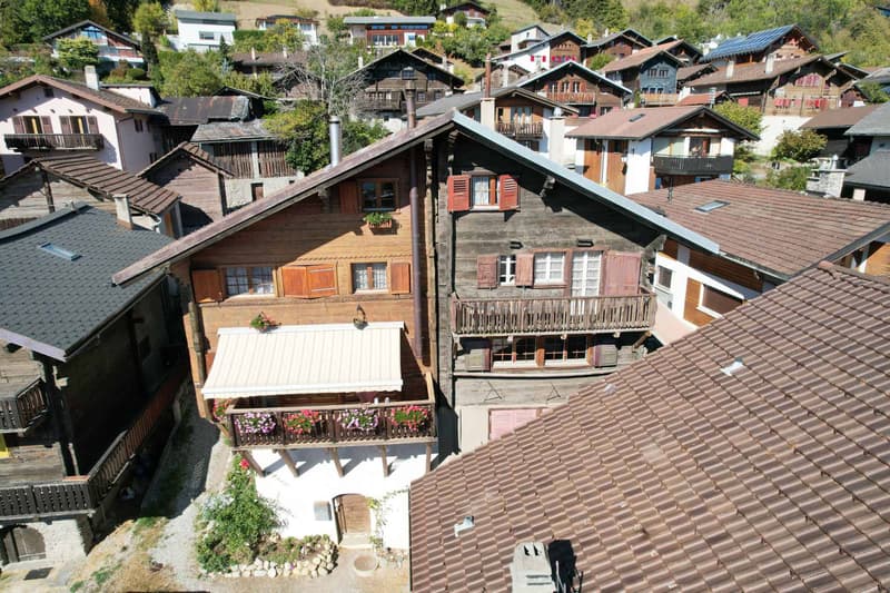 Duplex à rénover au cur de Chermignon-den-Haut (1)