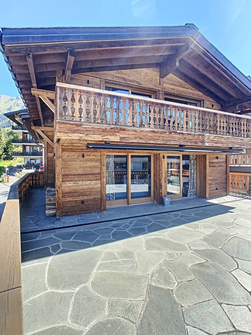 Exceptional Chalet in the Heart of the Resort (2)