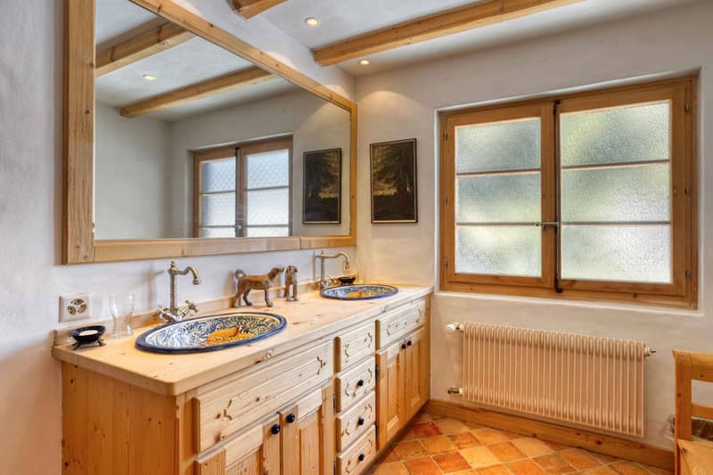 SUPERB 7-BEDROOM FAMILY CHALET: LA PRÉTAIRE QUARTER (9)