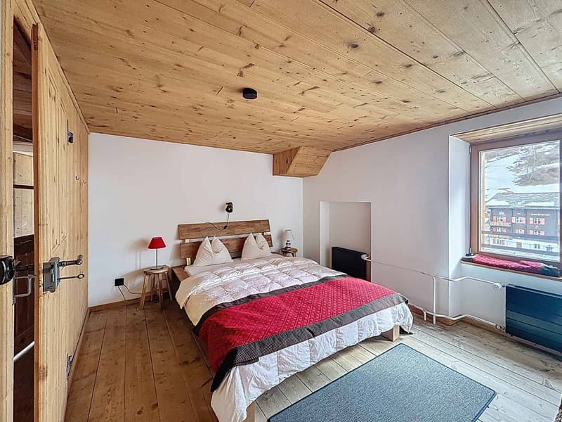 Charming 3 1/2 room attic apartment in the heart of Randa (4)