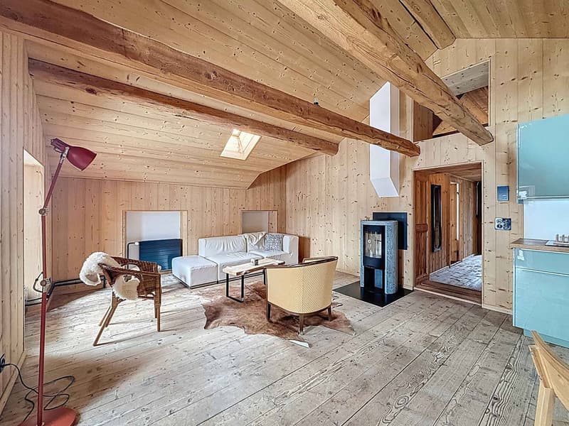 Charming 3 1/2 room attic apartment in the heart of Randa (1)