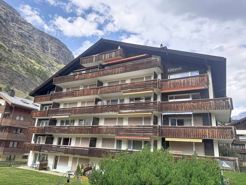 Appartement 2,5 Zimmer exklusive Ferienresidenz mit freier Sicht auf das Matterhorn (1)