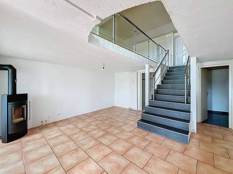 Three and a half room triplex with terraces and independent studio (6)