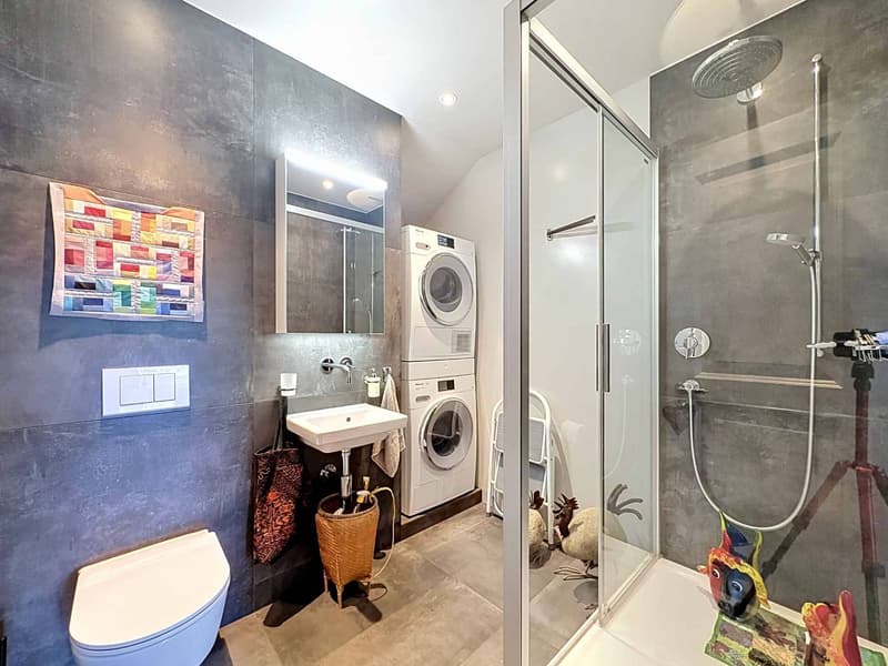 Elegant 5-room character apartment in the heart of Neuchâtel (9)