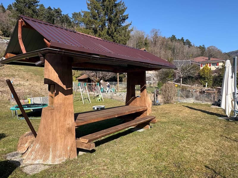 Duplex mit Charme im Herzen von Dombresson (9)