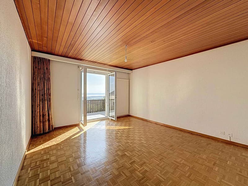 Elegant single-family house with 6.5 rooms, terrace and breathtaking view (5)