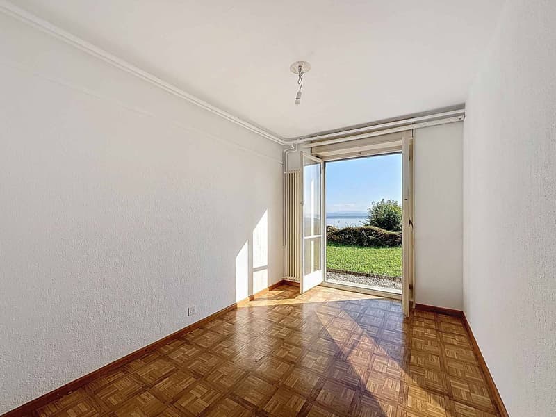 Elegant single-family house with 6.5 rooms, terrace and breathtaking view (8)