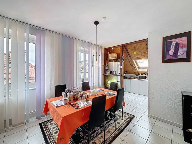 Spacieux appartement de 5 pièces au cur de La Chaux-de-Fonds (5)