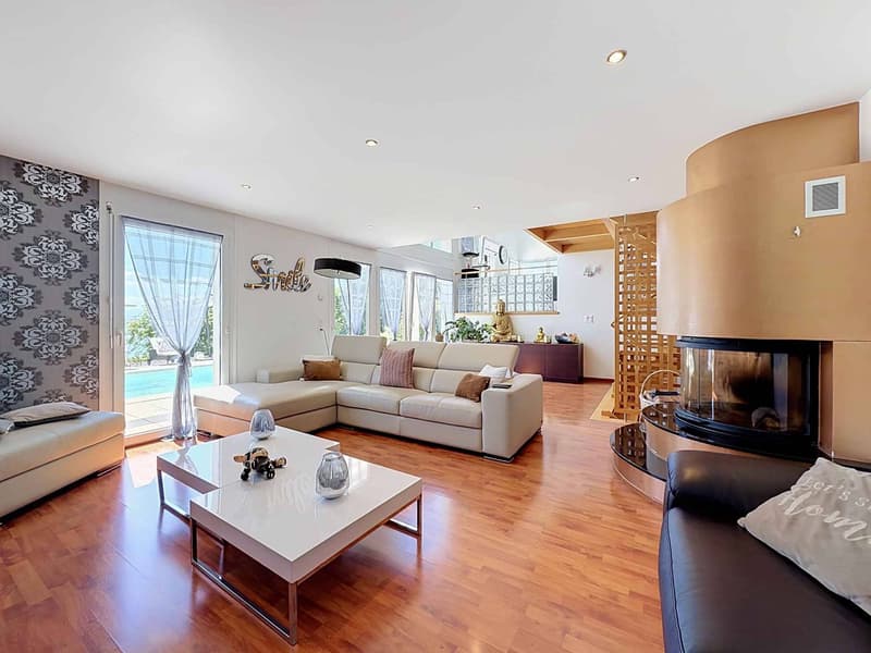 Un écrin contemporain face au lac, où luxe, lumière et sérénité ne font qu'un (4)