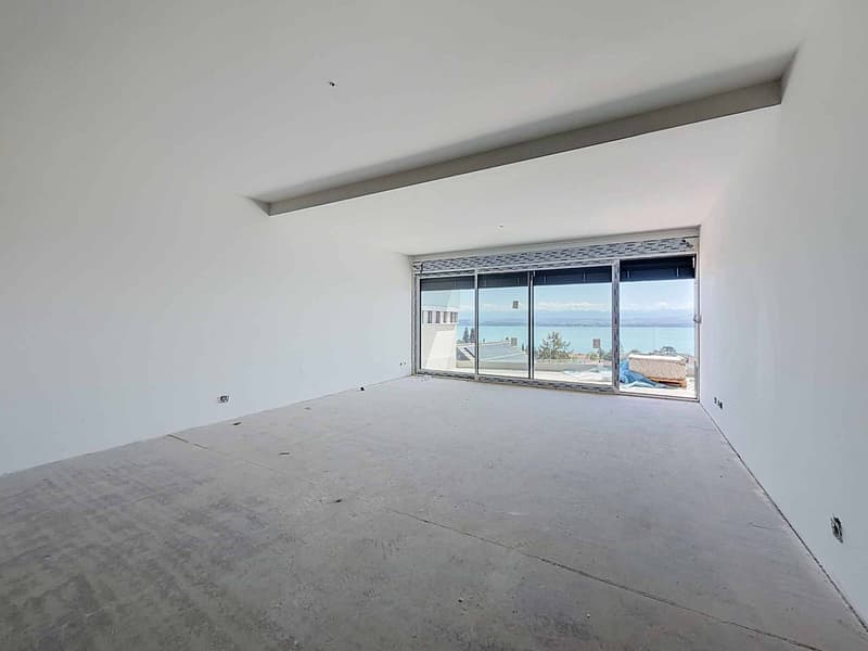 Appartement neuf de 3,5 pièces avec terrasse et vue panoramique (3)
